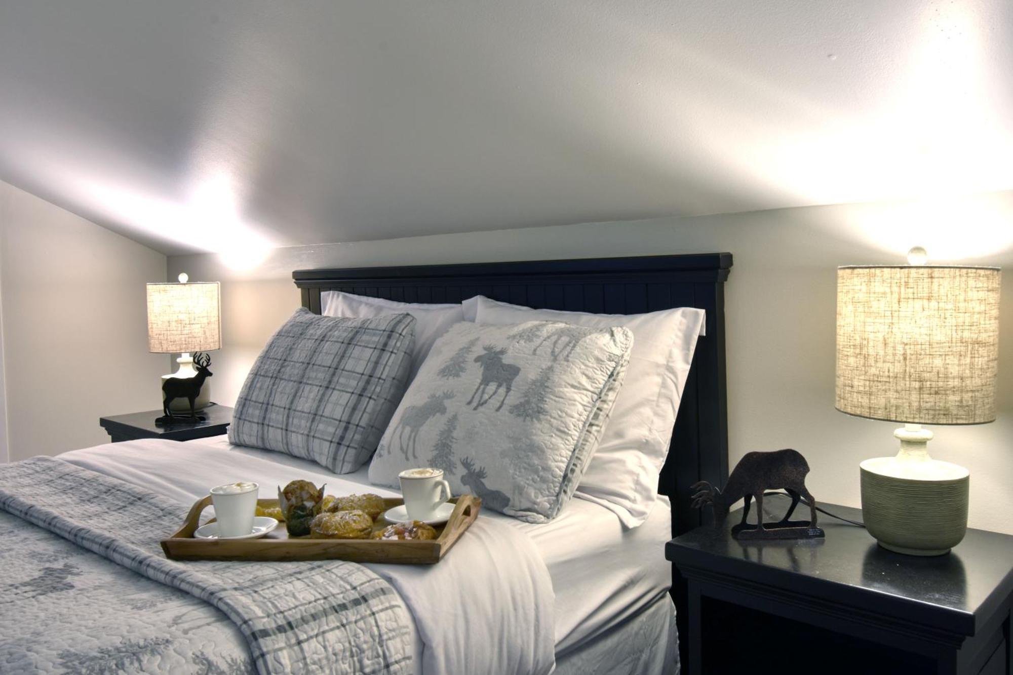 Stunning Condo - View On Lake Tremblant & Mountain Mont-Tremblant Dış mekan fotoğraf